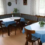 Haus Meikl 公寓