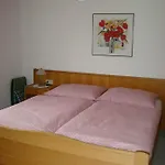 Haus Meikl 公寓