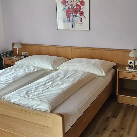 Haus Meikl 公寓